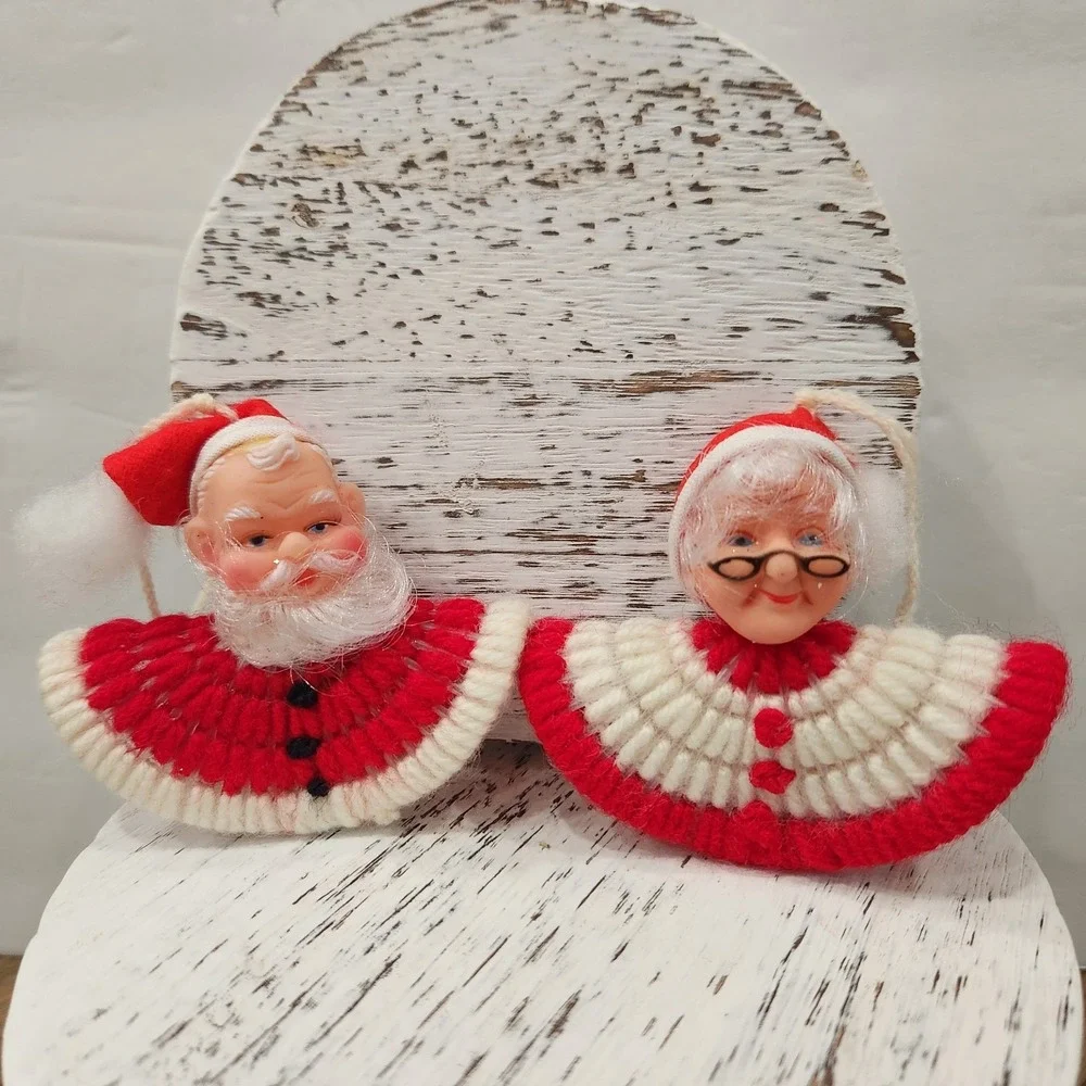 VTG‎ Set Of 2 Rubber Face Santa Mrs. Claus Christmas Holiday Crochet Ornaments